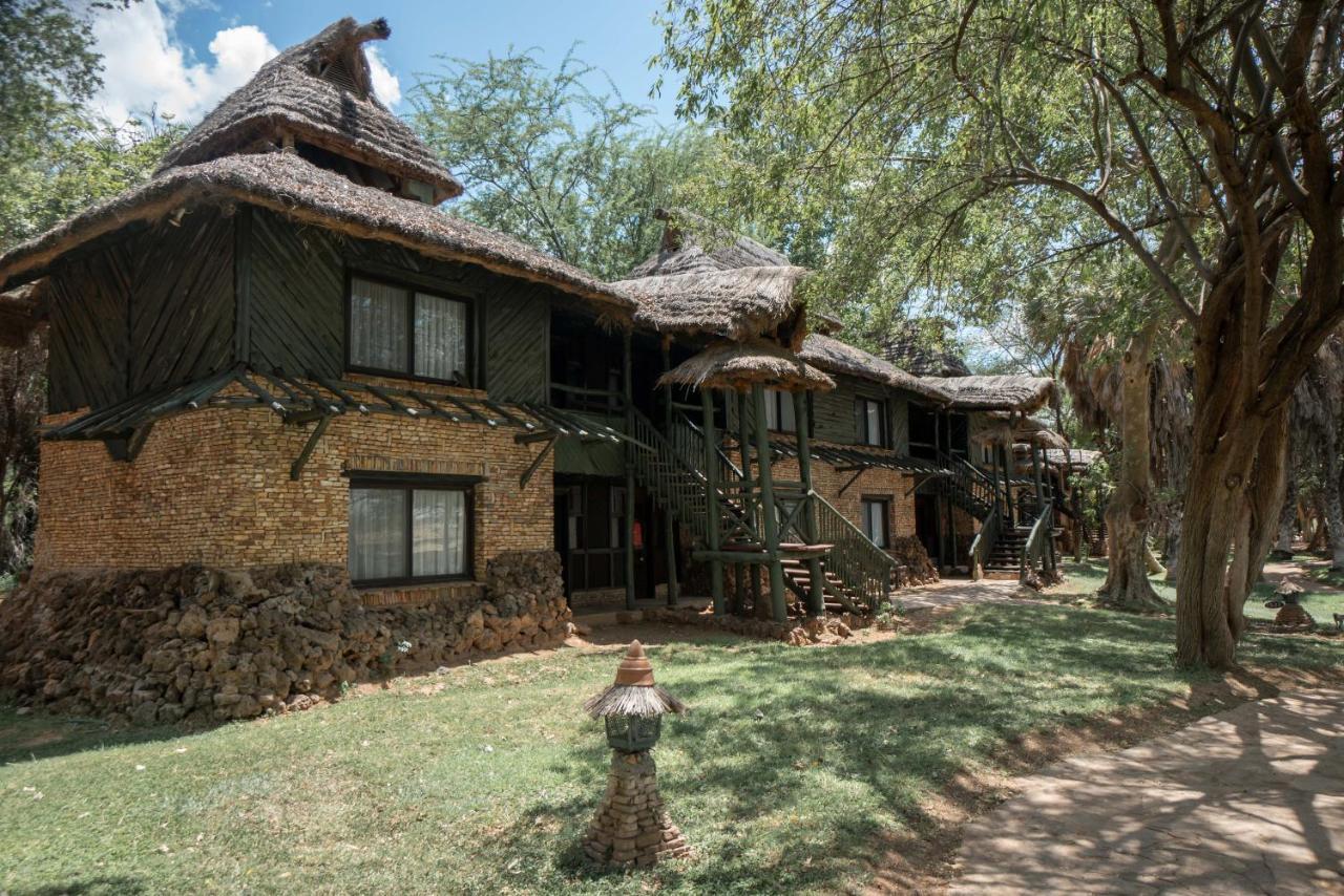 Sarova Shaba Game Lodge Archers Post Bagian luar foto