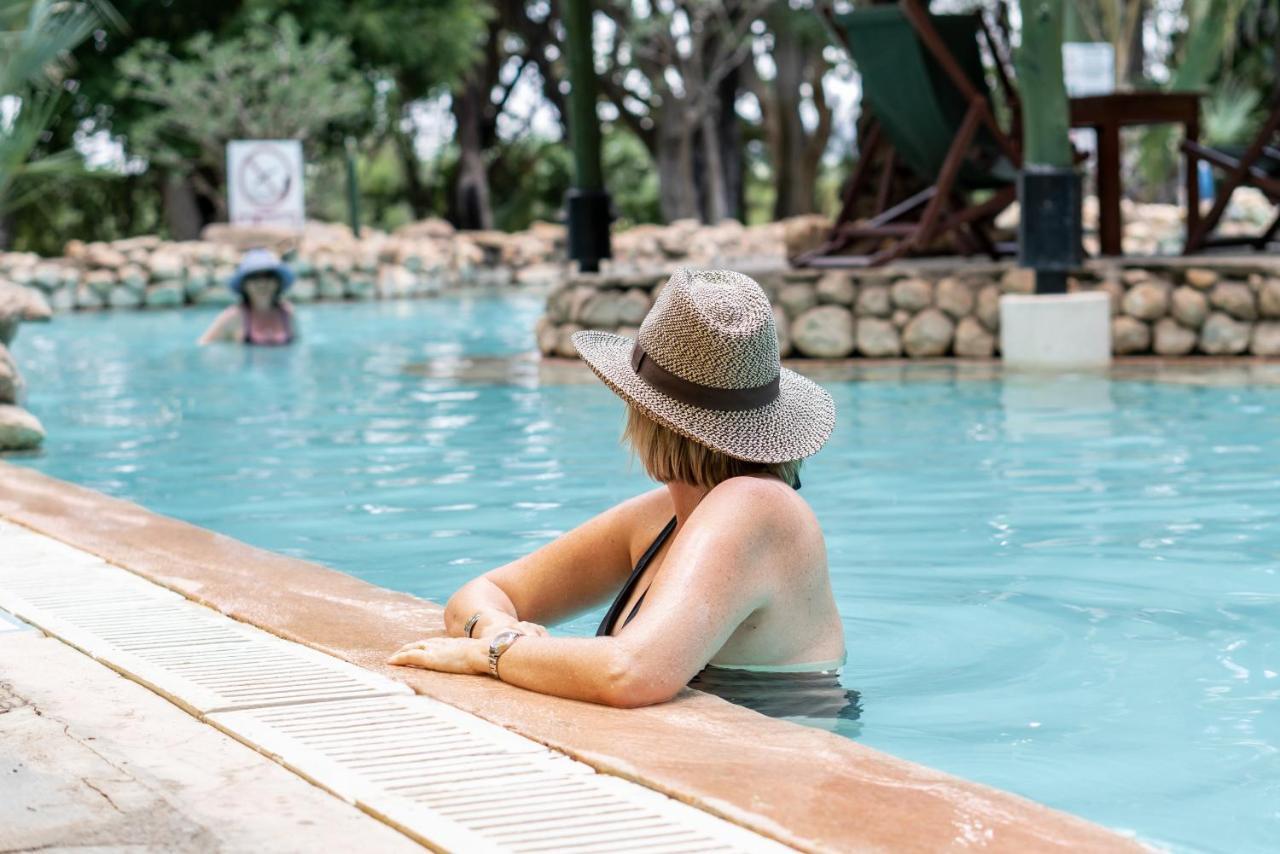 Sarova Shaba Game Lodge Archers Post Bagian luar foto