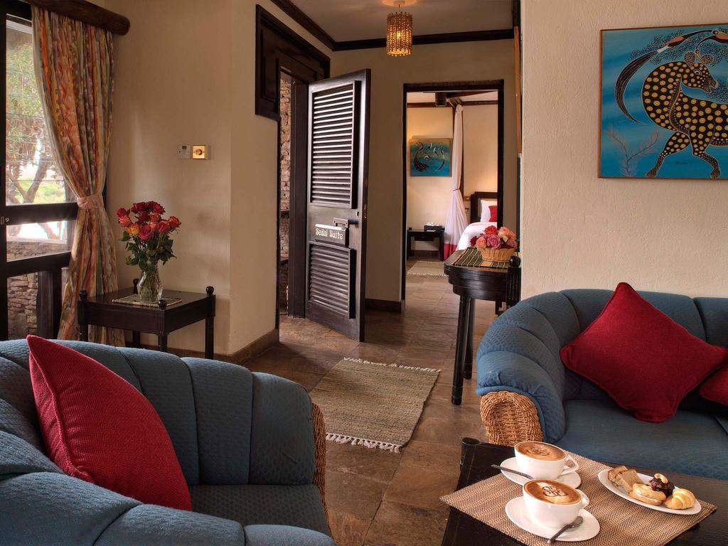 Sarova Shaba Game Lodge Archers Post Bagian luar foto