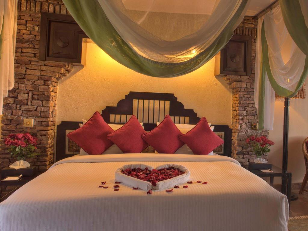 Sarova Shaba Game Lodge Archers Post Ruang foto