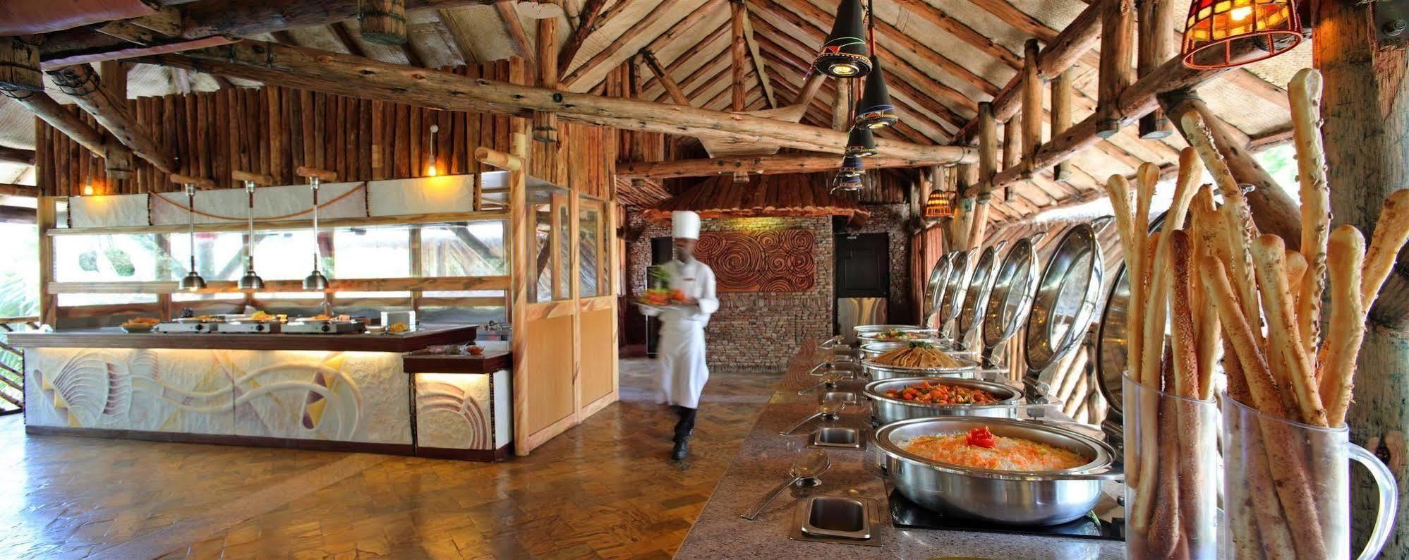 Sarova Shaba Game Lodge Archers Post Bagian luar foto