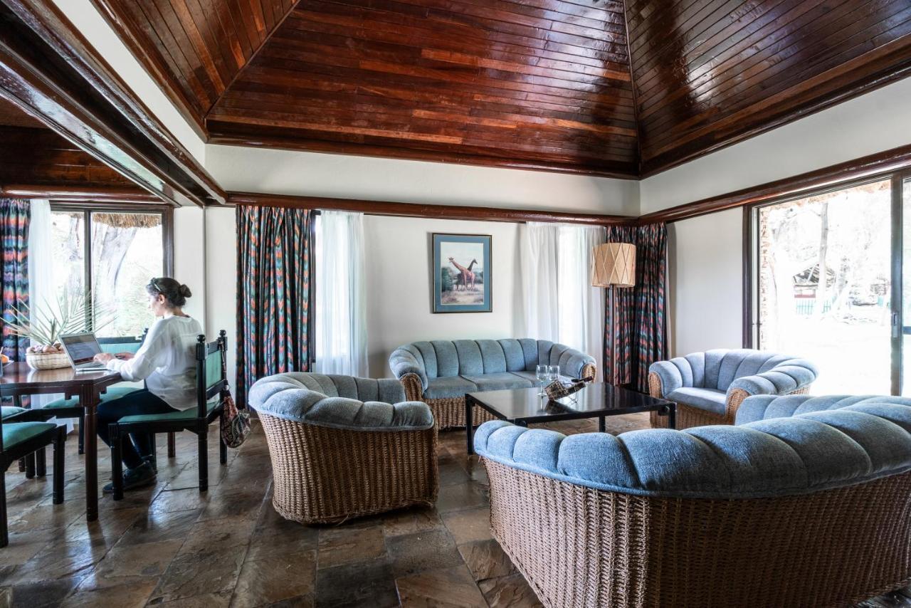 Sarova Shaba Game Lodge Archers Post Bagian luar foto